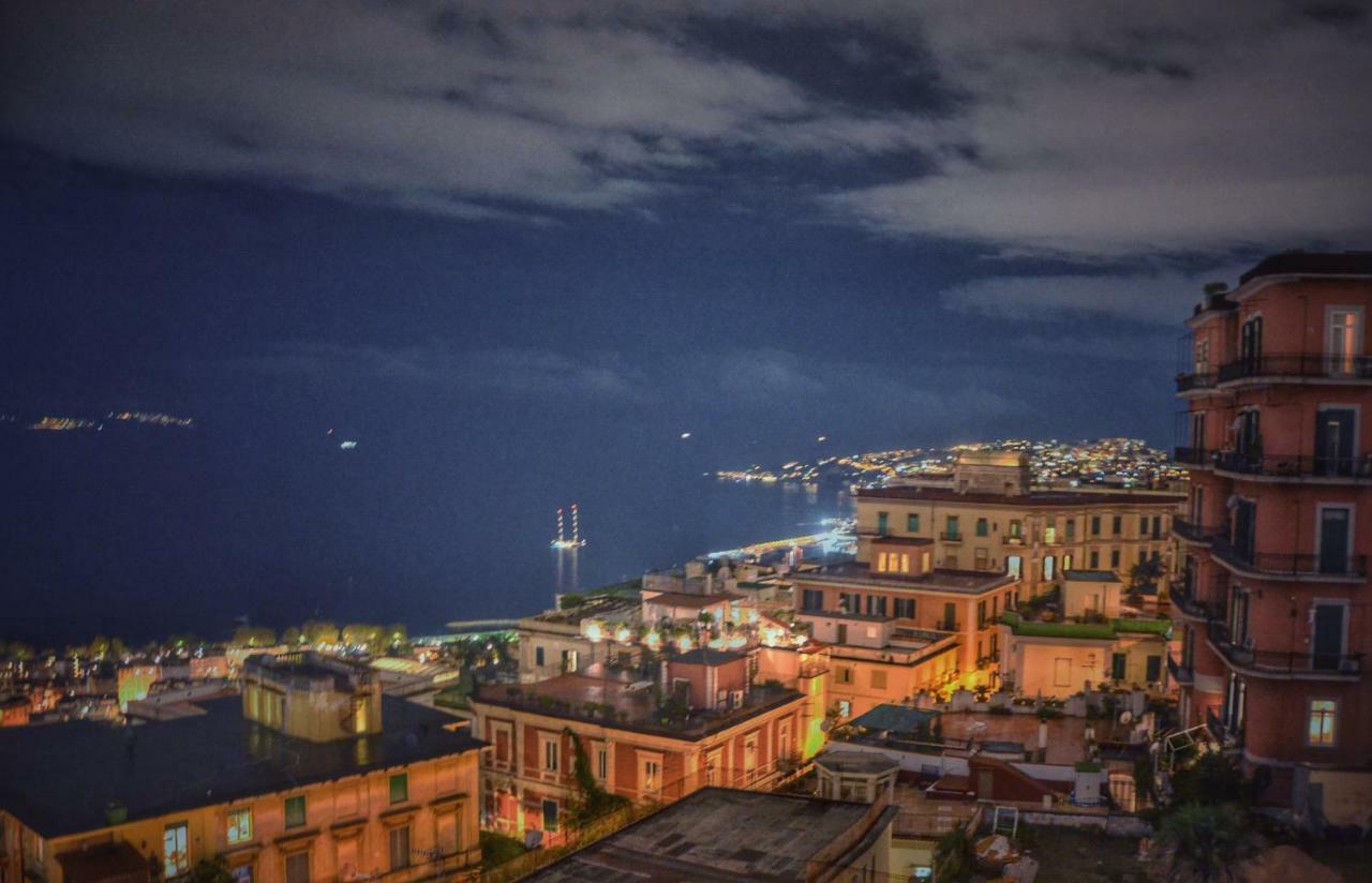 Appartamento Panoramico "Il Glicine" Неаполь Екстер'єр фото