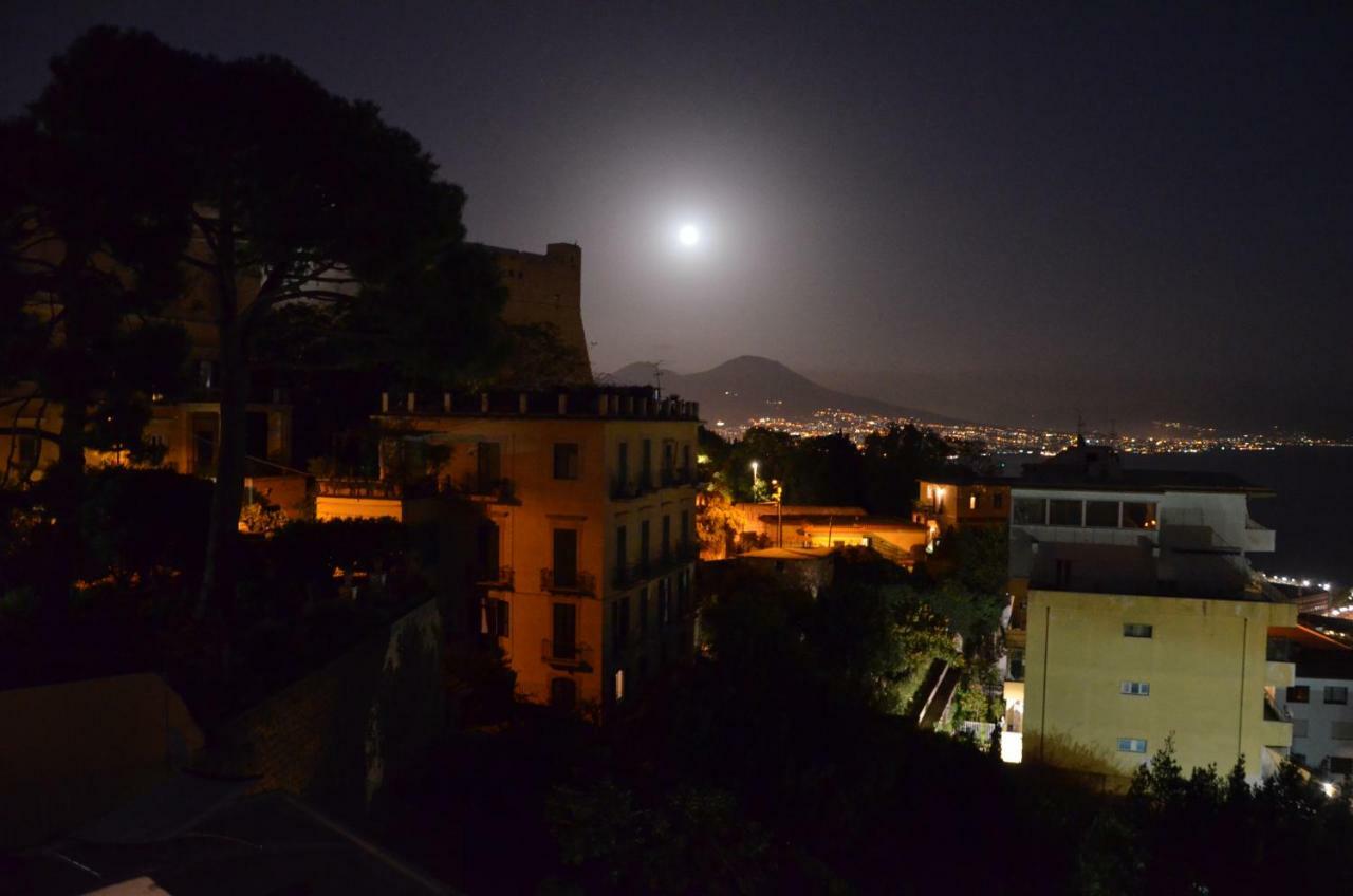 Appartamento Panoramico "Il Glicine" Неаполь Екстер'єр фото