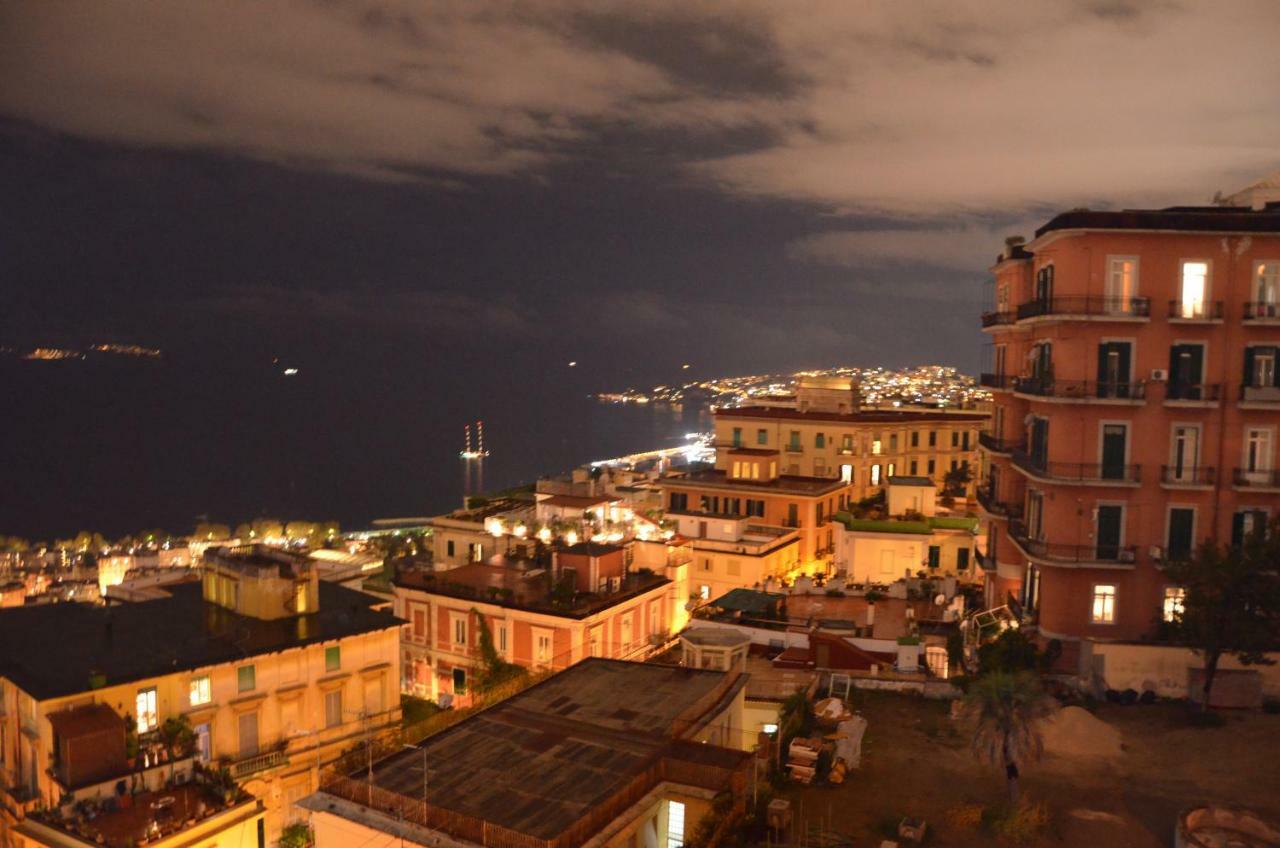 Appartamento Panoramico "Il Glicine" Неаполь Екстер'єр фото